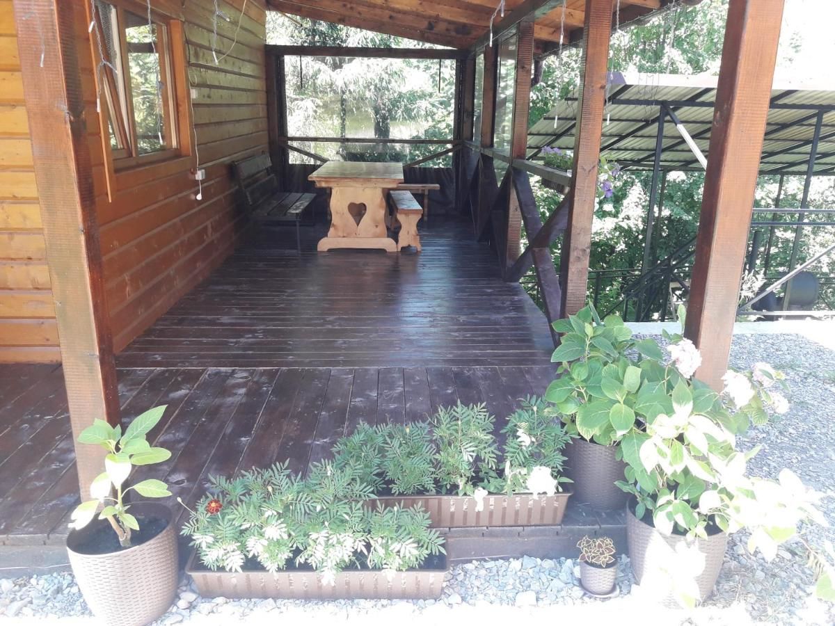 Лоджи Sadyba Gutsulska Pisnya Lodge Микуличин-16