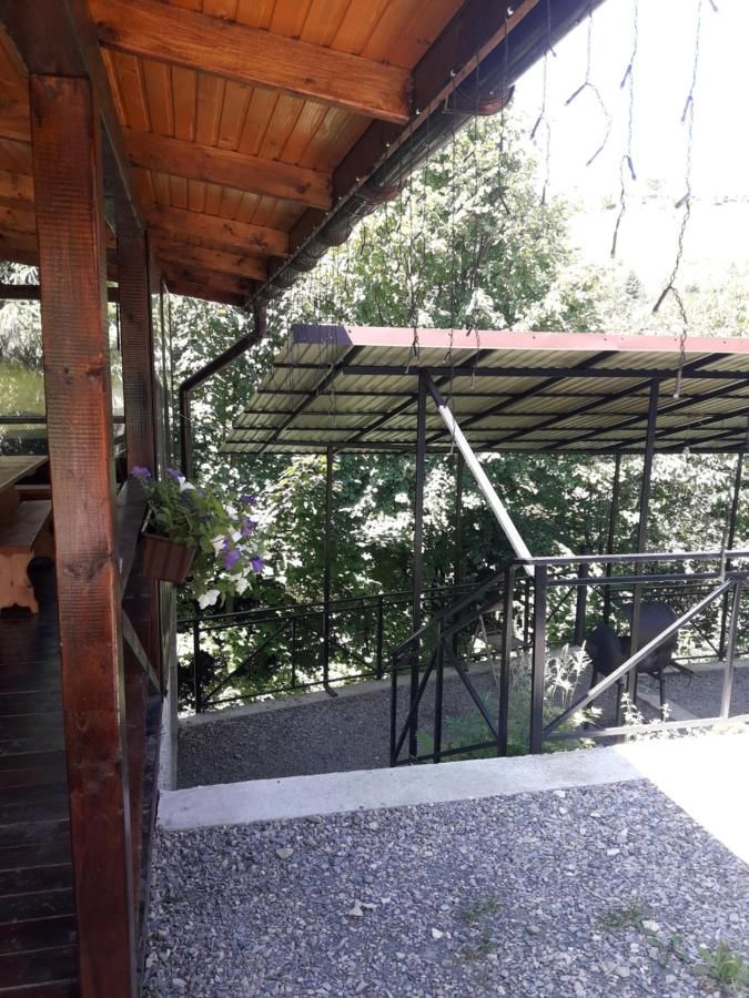 Лоджи Sadyba Gutsulska Pisnya Lodge Микуличин-24