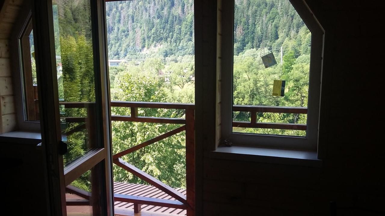 Лоджи Sadyba Gutsulska Pisnya Lodge Микуличин-41