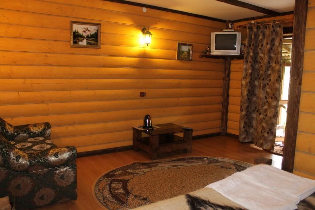 Лоджи Sadyba Gutsulska Pisnya Lodge Микуличин-58
