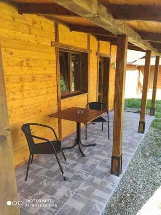 Лоджи Sadyba Gutsulska Pisnya Lodge Микуличин Двухместный номер-студио Делюкс с 1 кроватью-10