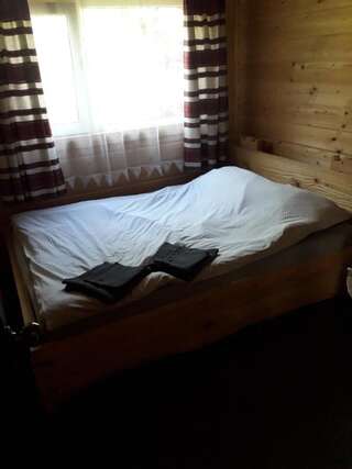 Лоджи Sadyba Gutsulska Pisnya Lodge Микуличин Таунхаус с 2 спальнями-10