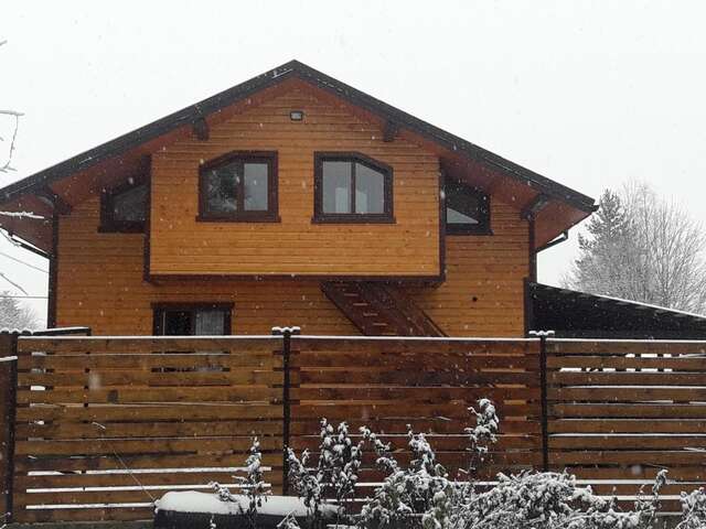 Лоджи Sadyba Gutsulska Pisnya Lodge Микуличин-3